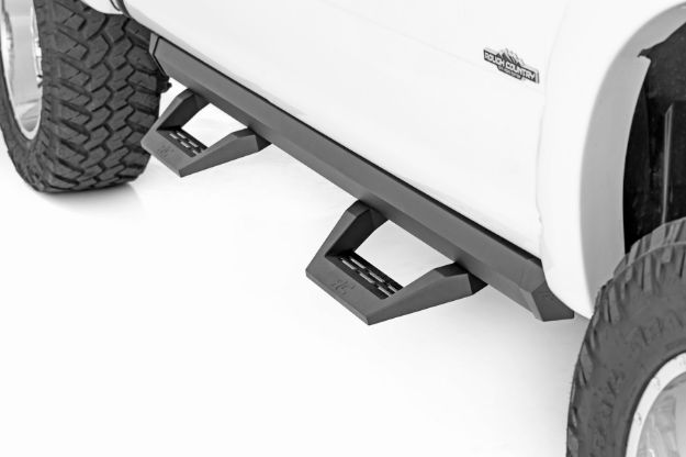 Picture of SRX2 Adjustable Aluminum Step Crew Cab 15-22 Ford F-150/17-22 Super Duty Rough Country