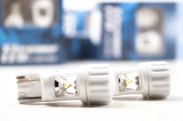 Picture of 7440: XTR C-Series LED (White) (Set)