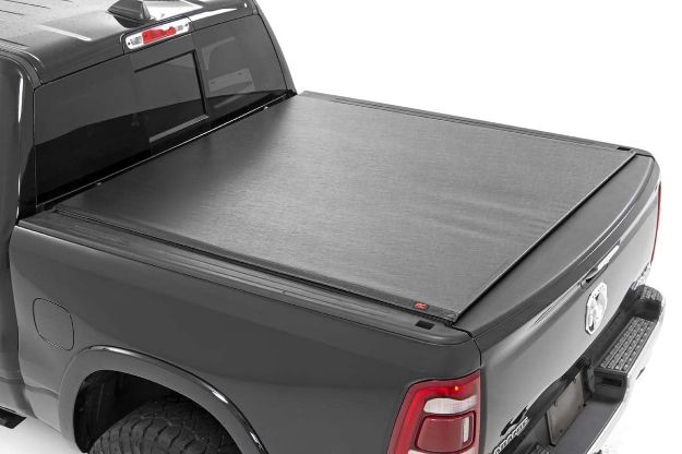 Picture of Soft Roll Up Bed Cover 6.4 Foot Bed No Rambox 09-18 Ram 1500/10-22 Ram 2500 Rough Country