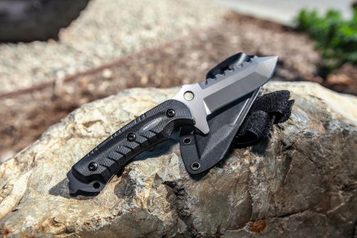 Picture of Survival Knife F.A.S.T. (Functional Agile Survival Trail) Knife 4 Inch Blade Black Smittybilt