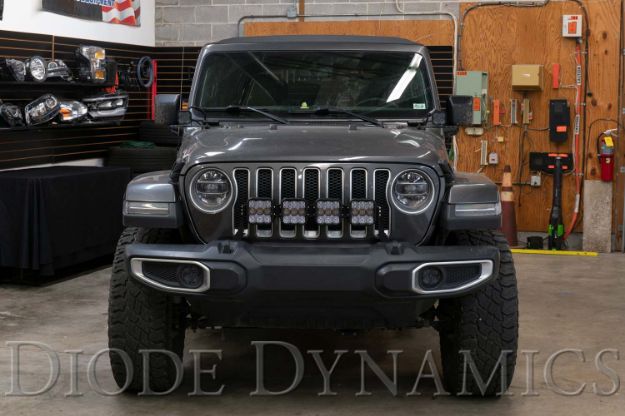 Picture of Jeep JL SS5 4-Pod CrossLink Grille Lightbar Kit Sport White Combo Diode Dynamics